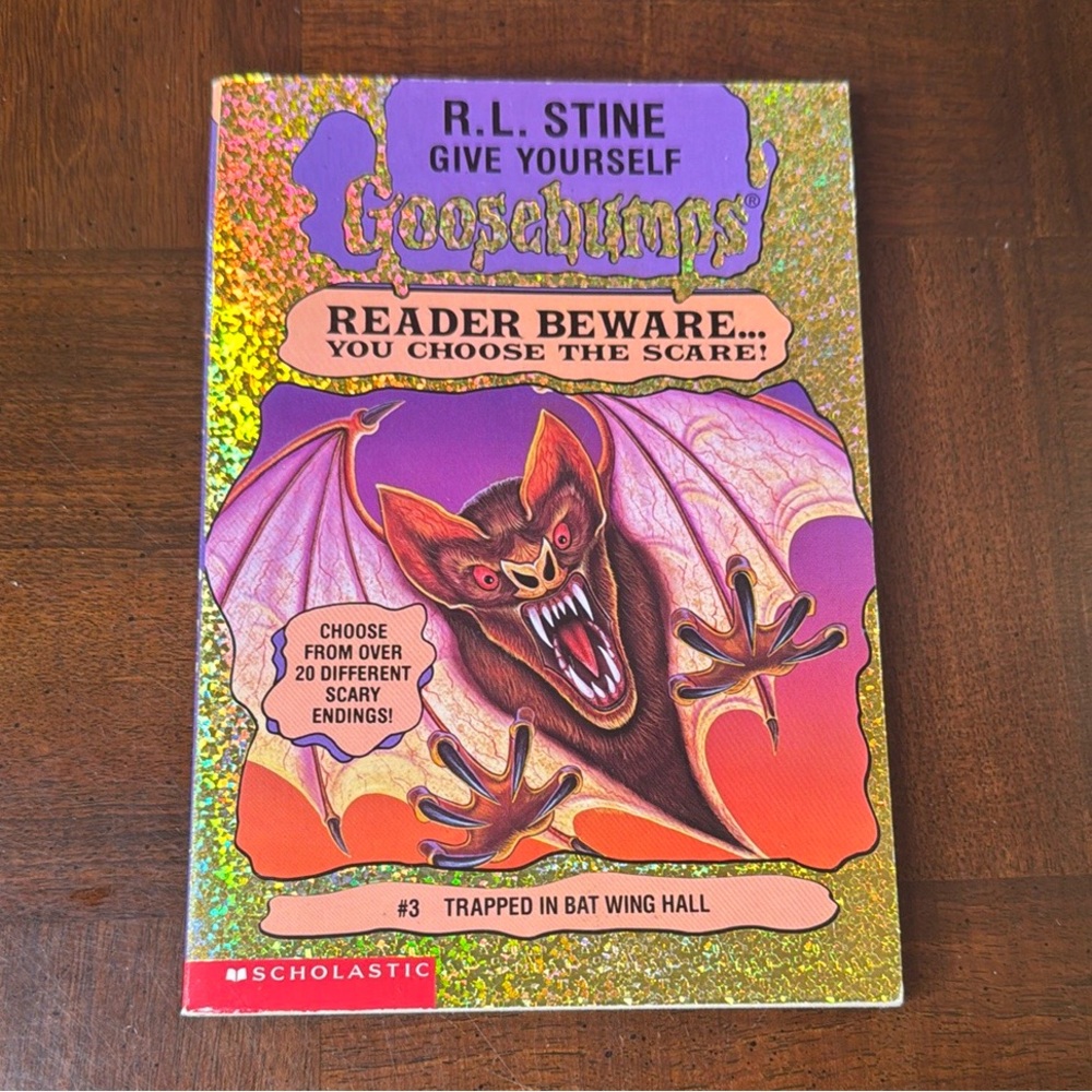 Give Yourself Goosebumps #3 Trapped In Bat Wing Hall Book R.L. Stine 1995